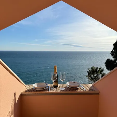 Nido Sul Mare Apartment Ventimiglia